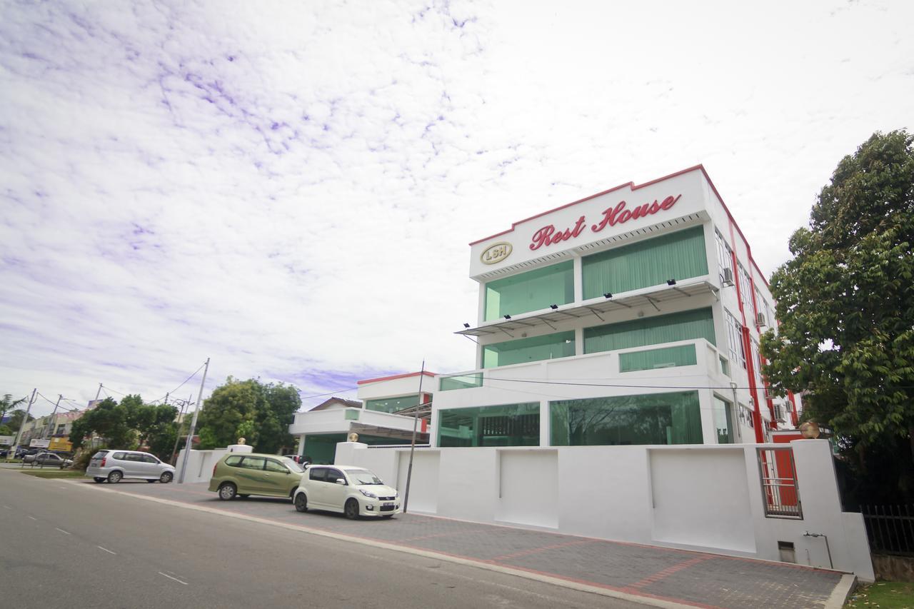 Lsh Rest House Hotel Jitra Exterior photo